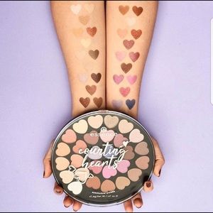 Essence - counting hearts - love you a latte